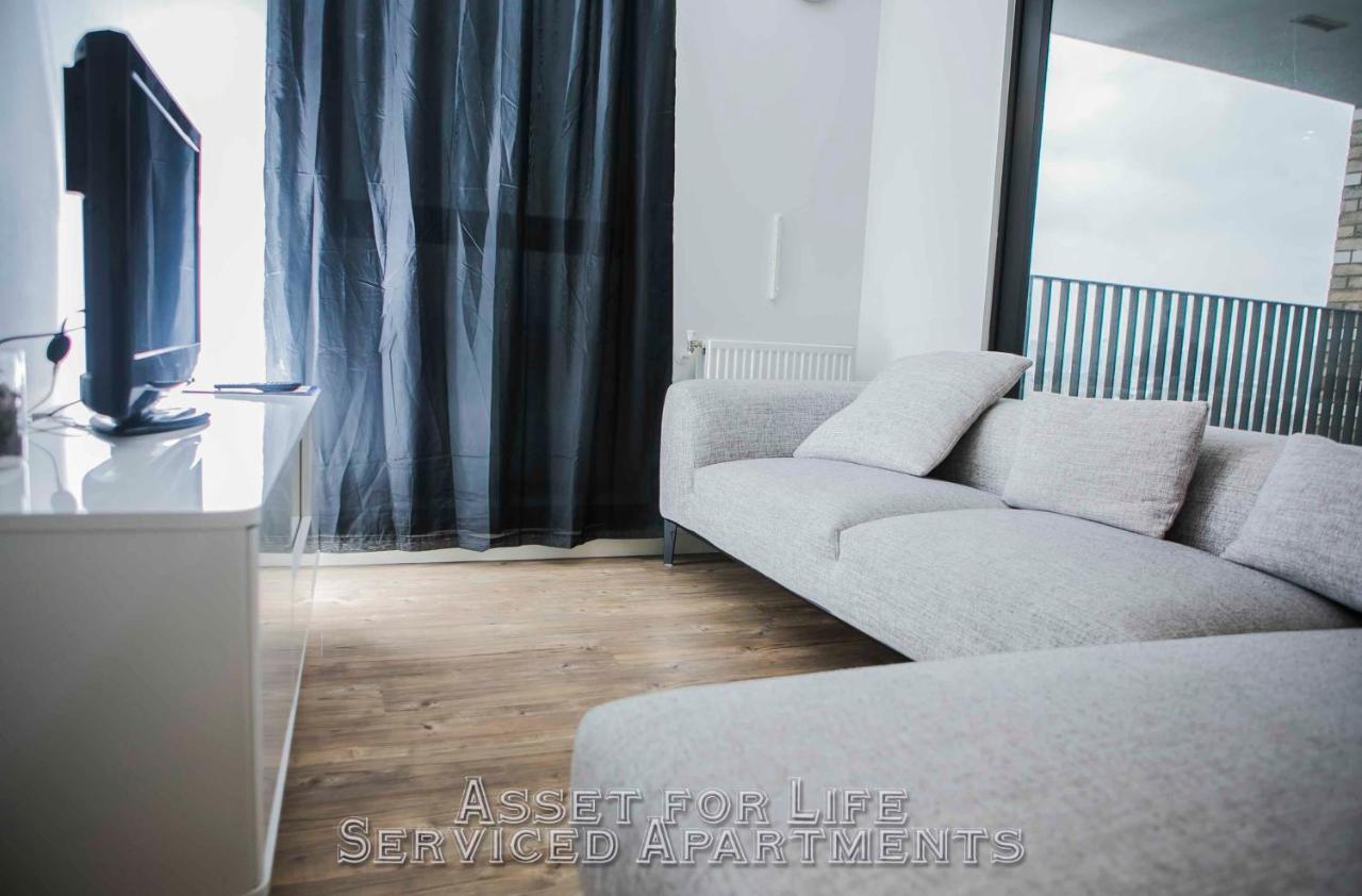 Pontoon Dock Key Workers Apartment Лондон Екстер'єр фото