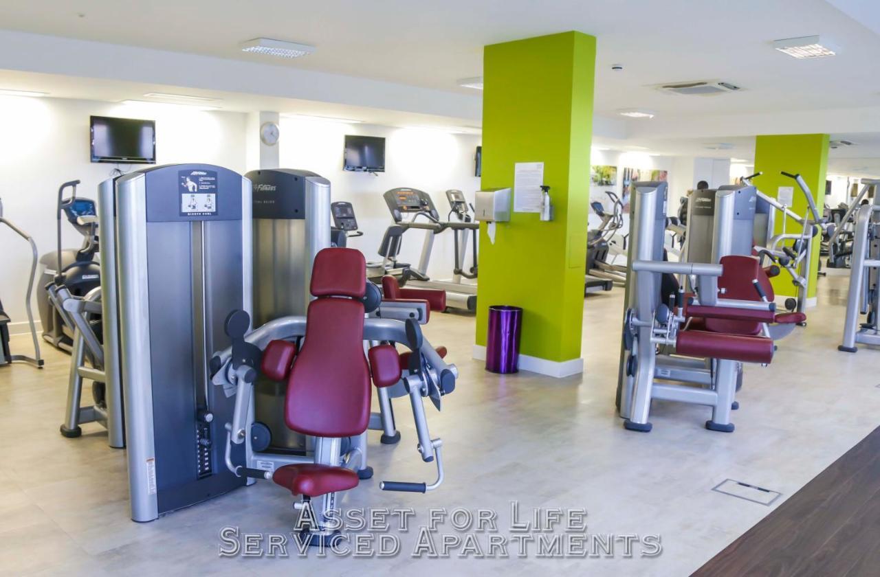 Pontoon Dock Key Workers Apartment Лондон Екстер'єр фото